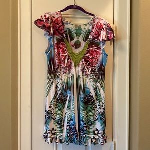 One World women’s long blouse, ruffled hem fitted bust flutter cap sleeves EUC